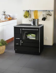 Festbrennstoffherd Linz